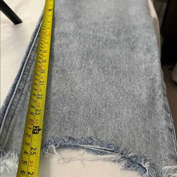 KanCan High Rise Cropped Straight Jeans - Picture 12 of 12